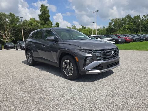 New 2026 Hyundai Tucson Blue SE FWD image 9