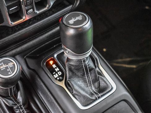 Used 2021 Jeep Wrangler Unlimited Sahara w/ Safety Group image 18