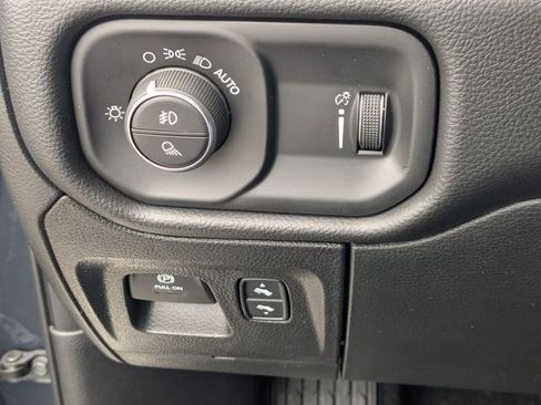 New 2026 RAM 1500 2WD Crew Cab image 13