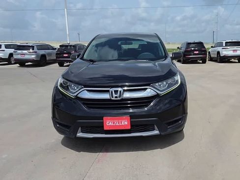 Used 2018 Honda CR-V LX image 3