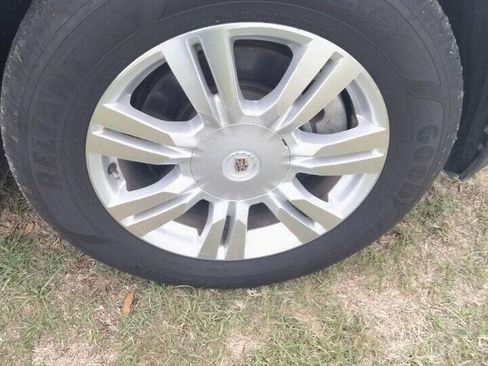 Used 2012 Cadillac SRX Luxury image 26