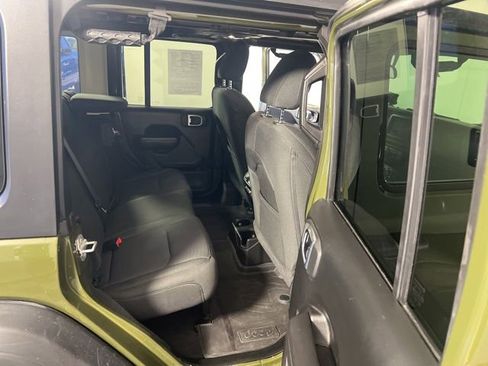 Used 2023 Jeep Wrangler Unlimited Sport AWD/4WD image 29