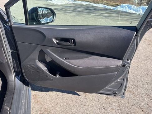 Used 2024 Toyota Corolla LE image 9