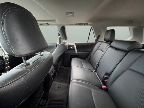Used 2022 Toyota 4Runner Limited AWD/4WD image 18