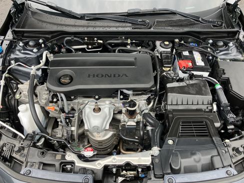 Used 2025 Honda Civic Sport image 35
