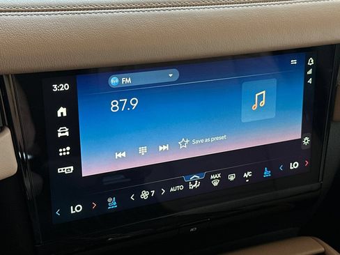 New 2026 Lincoln Navigator Black Label AWD/4WD image 19