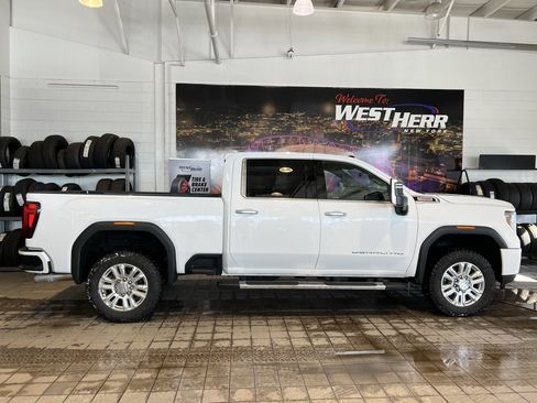 Used 2021 GMC Sierra 2500 Denali w/ Technology Package image 9