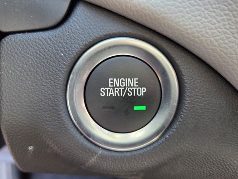 Certified 2024 Chevrolet Equinox LS w/ LS Convenience Package FWD image 30