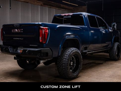 Used 2021 GMC Sierra 2500 Denali w/ Denali Ultimate Package image 9