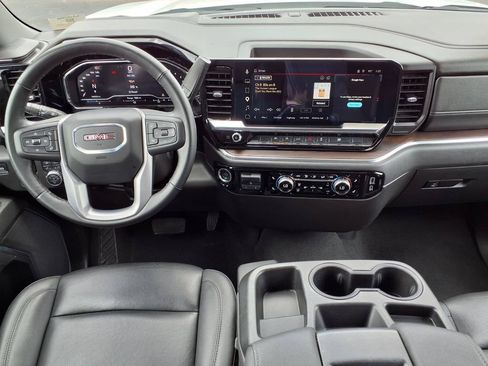 Used 2025 GMC Sierra 1500 SLT RWD image 12