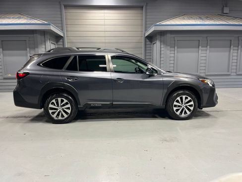 Certified 2023 Subaru Outback Premium AWD/4WD image 10