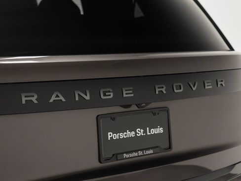 Used 2025 Land Rover Range Rover Long Wheelbase SE AWD/4WD image 22