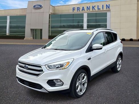 Used 2017 Ford Escape Titanium FWD image 3