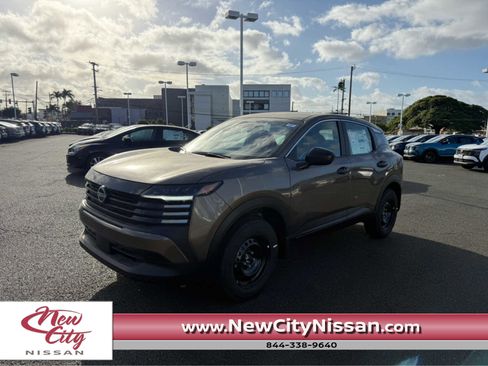 New 2026 Nissan Kicks S image 1