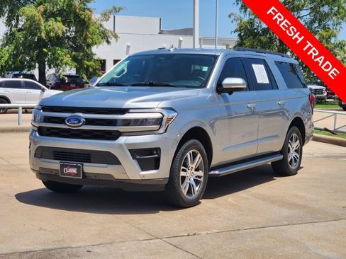 Used 2022 Ford Expedition Max XLT RWD image 3