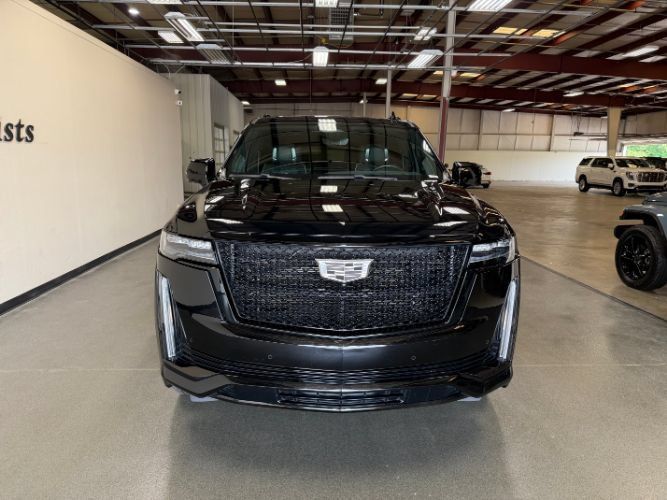 Used 2022 Cadillac Escalade Sport Platinum AWD/4WD image 6