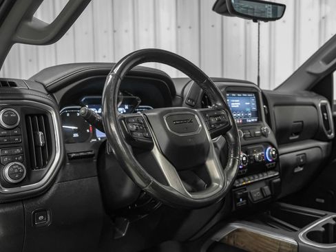 Used 2020 GMC Sierra 2500 Denali w/ Denali Ultimate Package AWD/4WD image 14
