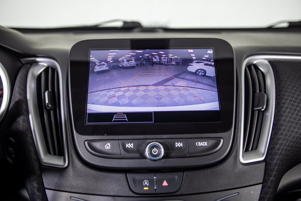Used 2022 Chevrolet Malibu RS FWD image 25