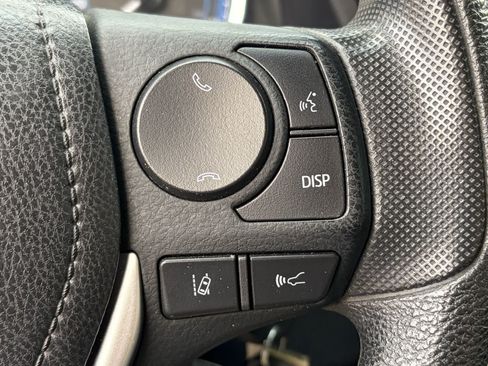 Used 2019 Toyota Corolla LE FWD image 10