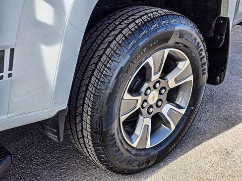 Used 2018 Chevrolet Colorado Z71 image 13