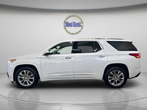 Used 2018 Chevrolet Traverse Premier w/ Driver Confidence II Package FWD image 2