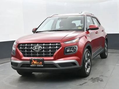 Used 2025 Hyundai Venue SEL