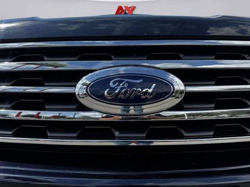 Used 2021 Ford Expedition XLT RWD image 12