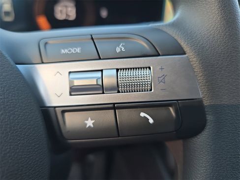 New 2026 Hyundai Santa Cruz SE image 18