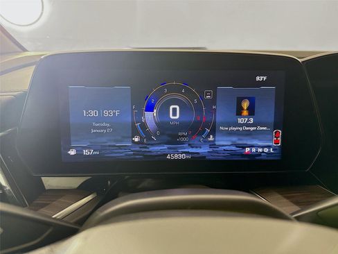 Used 2025 Chevrolet Suburban LS image 4