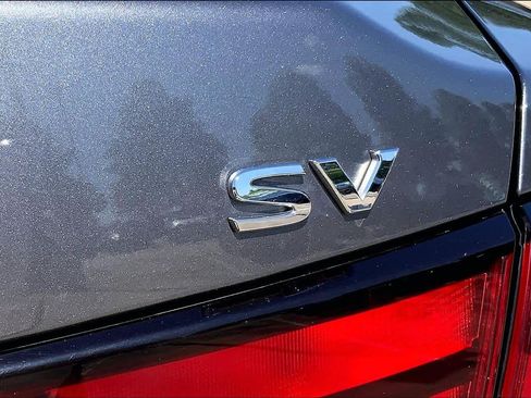 Used 2024 Nissan Sentra SV w/ All-Weather Package FWD image 10