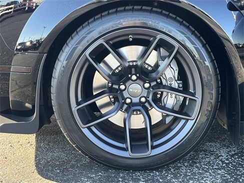 Used 2019 Dodge Challenger SRT Hellcat Redeye image 11