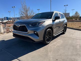 Used 2026 Toyota Highlander XLE video 3