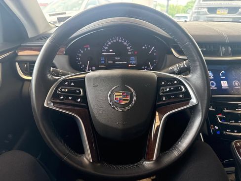 Used 2014 Cadillac XTS Luxury FWD image 15