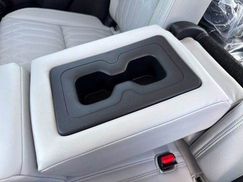 New 2026 Mitsubishi Outlander SEL FWD image 25