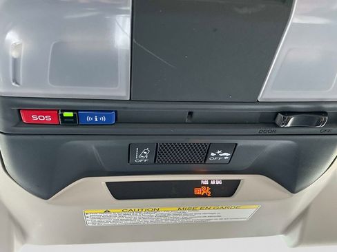 Used 2023 Subaru Impreza Premium image 35