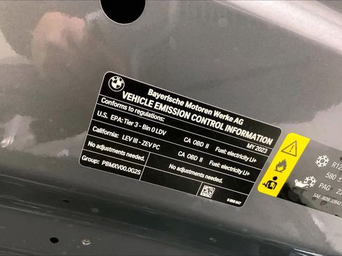 Certified 2023 BMW i4 eDrive35 image 32