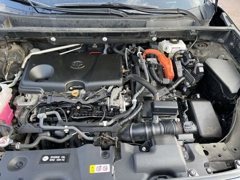 Used 2021 Toyota RAV4 XSE image 11