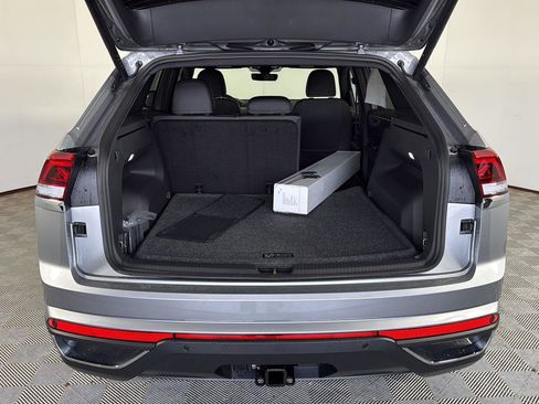 New 2026 Volkswagen Atlas Cross Sport SE AWD/4WD image 8