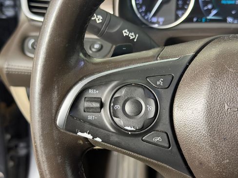Used 2018 Buick LaCrosse Essence w/ Dynamic Drive Package FWD image 15
