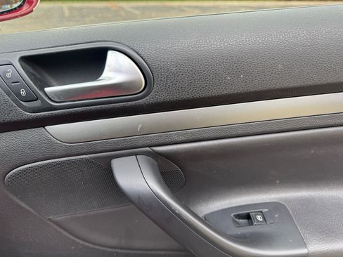 Used 2009 Volkswagen Jetta SE image 34