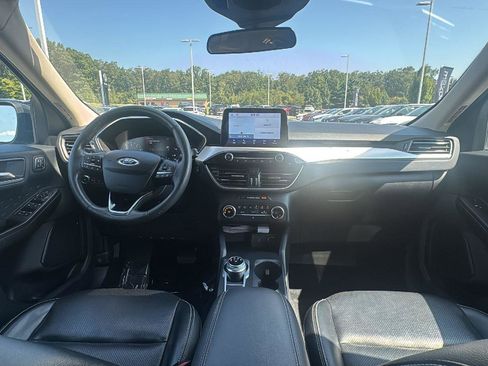 Used 2020 Ford Escape SEL image 16