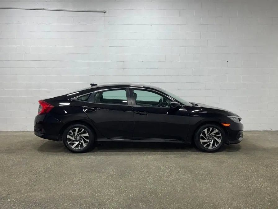 Used 2017 Honda Civic EX image 2