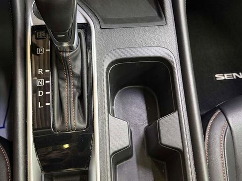 Used 2022 Nissan Sentra SR w/ SR Premium Package FWD image 17