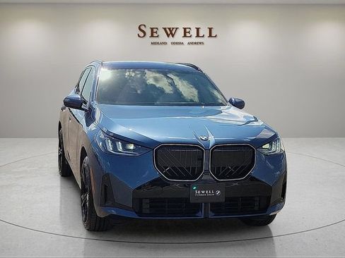 Used 2025 BMW X3 xDrive30i w/ Premium Package AWD/4WD image 7