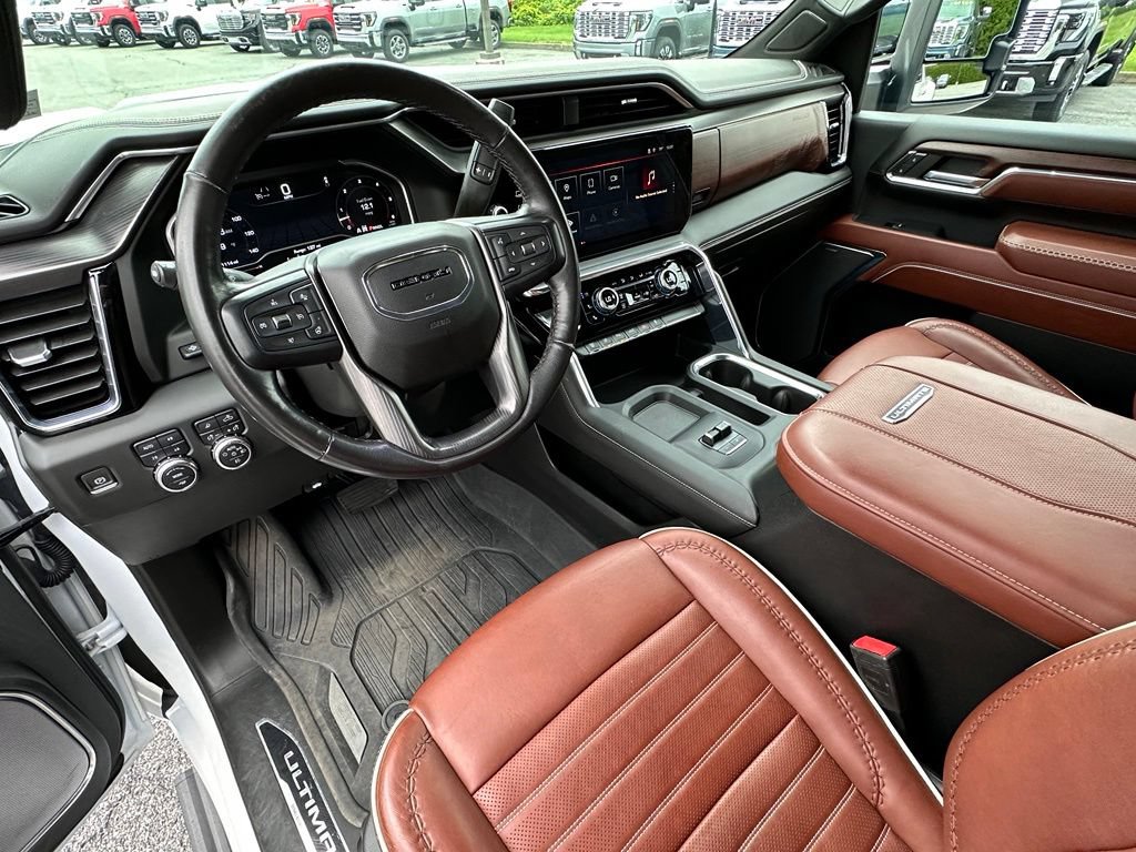 Certified 2024 GMC Sierra 3500 Denali Ultimate AWD/4WD image 22