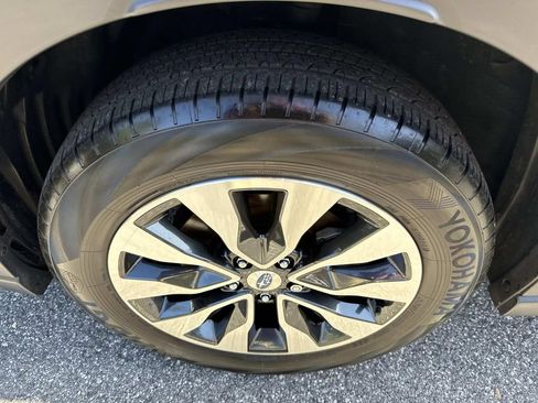 Used 2023 Subaru Outback Touring image 12