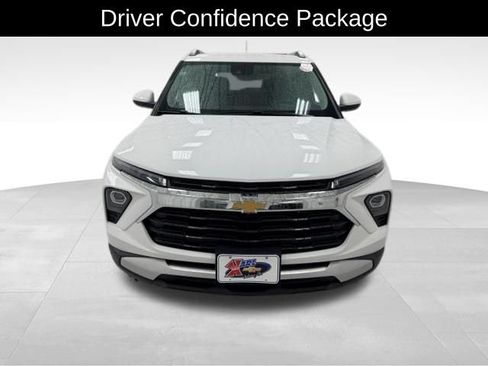 Certified 2026 Chevrolet TrailBlazer LT w/ Convenience Package FWD image 7
