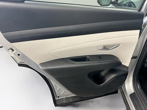 Used 2025 Hyundai Tucson SEL AWD/4WD image 26