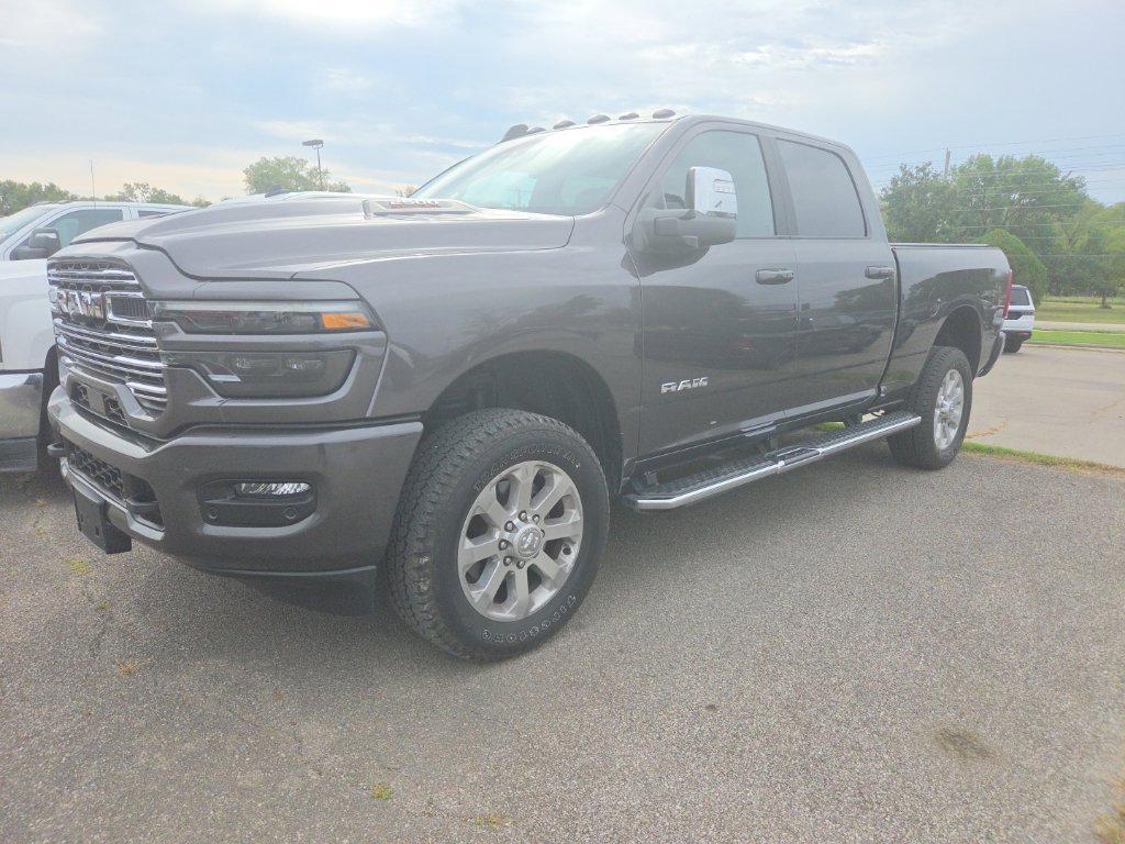 Used 2025 RAM 2500 Laramie w/ Sport Appearance Package AWD/4WD image 1