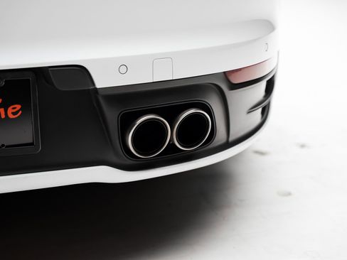 Used 2020 Porsche 911 Carrera 4S image 31